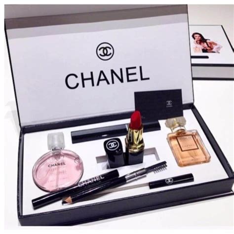 chanel set box|chanel gift set price.